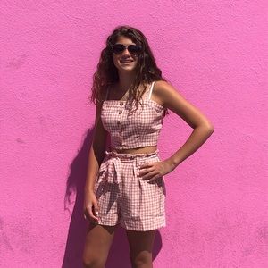 Meet your Posher, Ava